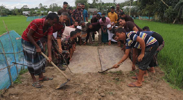 নেত্রকোণা জেলার সড়কটি বদলে দিলো বিজিবি ও ছাত্ররা